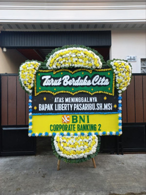 Papan Bunga Duka di Sukakarya
